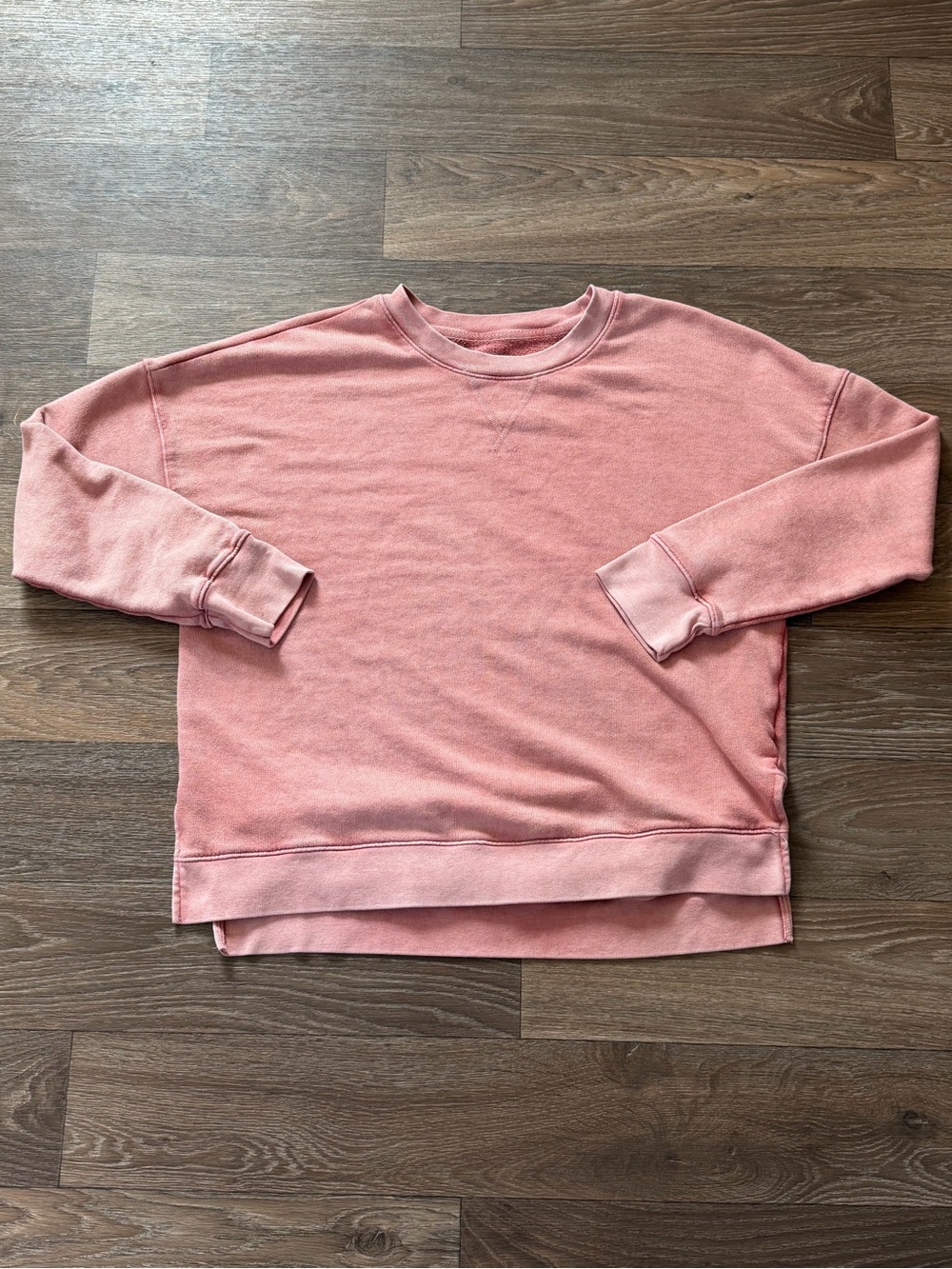 Time and Tru Crewneck Sweatshirt with High-Low Hem Large